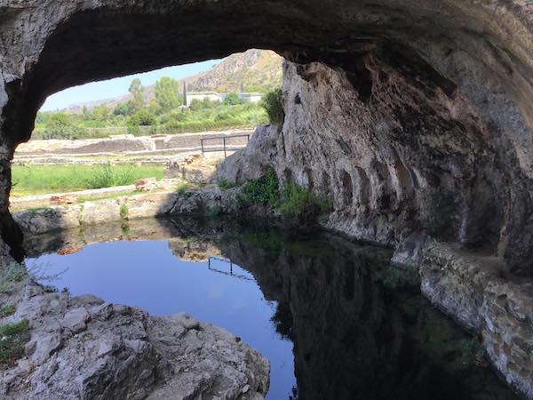 ティベリウスの洞窟