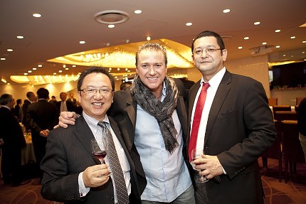 2012年度総会を開催しました。