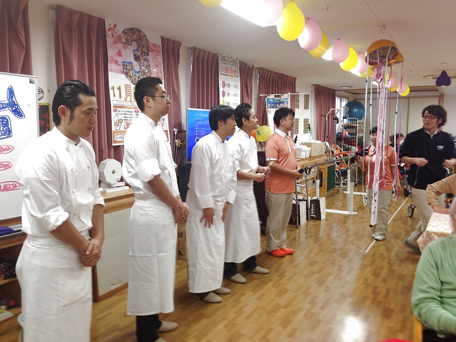 老人ホーム慰労料理会2015