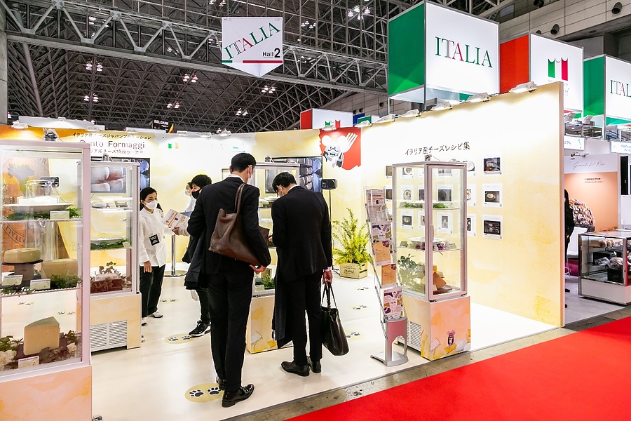 FOODEX JAPAN2022イタリア館レポート：コロナ影響下も海外パビリオン最大規模で開催、イタリア・チーズ・セミナーも盛況